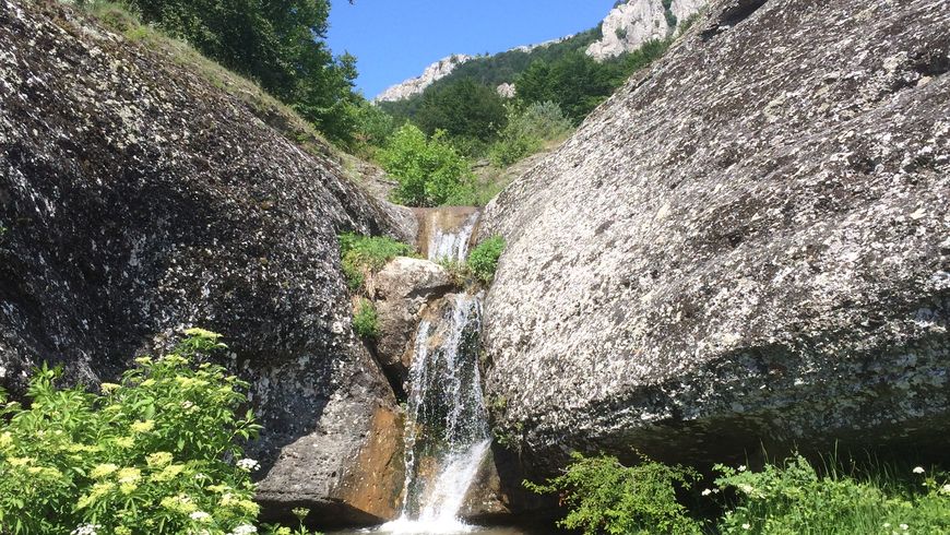водопад джурла