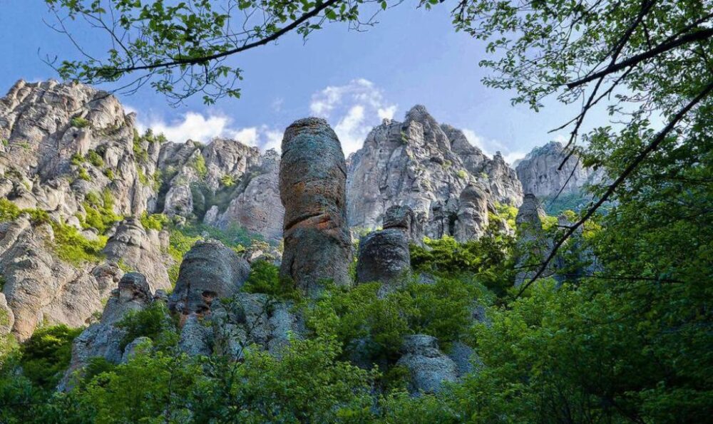 гора демерджи фото долины